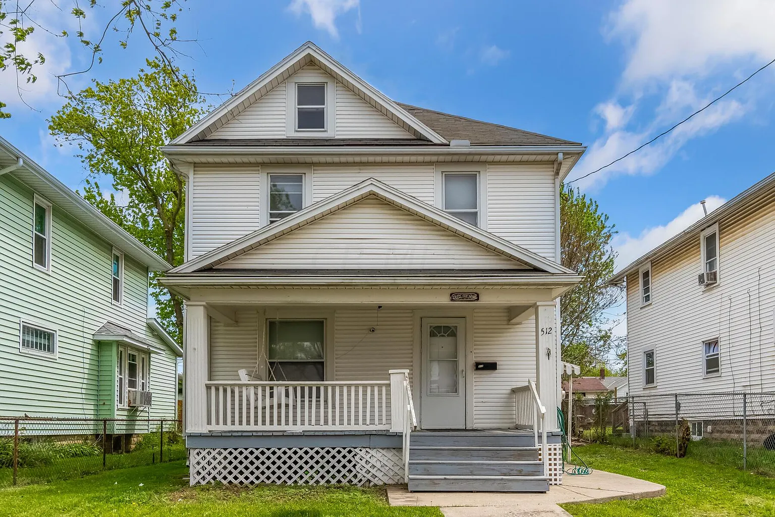 512 Mary St photo 1