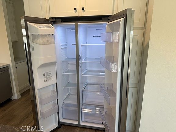 5th image of 3444 Center St #65