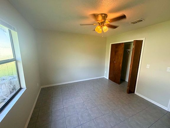 3rd image of 3750 NW Huntsboro St APT 102