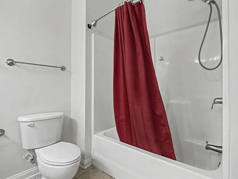 104 Cypress Point Ct #106A — Photo 18