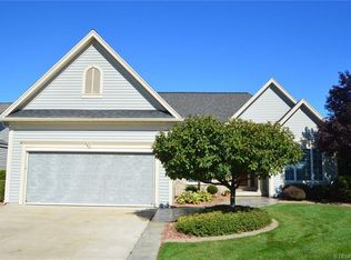 5 Camomile Ln, Rochester, NY 14626