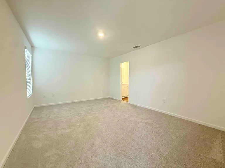 19382 Ghost Horse Dr — Photo 10