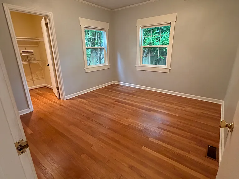 5820 SW Nevada Ct — Photo 9