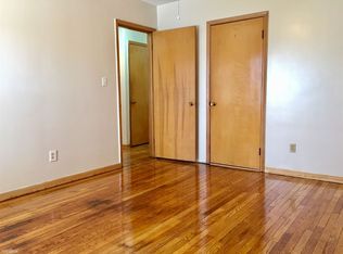 7242 Gerald Ave, Warren, MI 48092