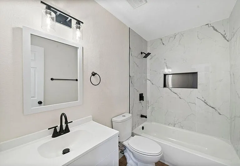 6364 Julian St — Photo 6