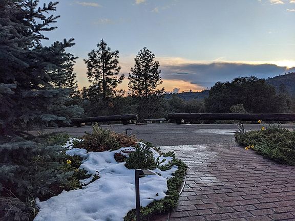 4th image of 2348 Rainbow Rd