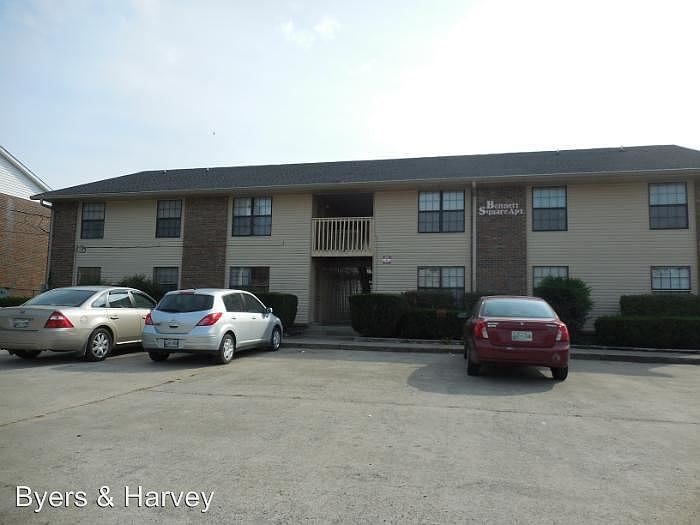 1st image of 111 Bennett Dr APT 5