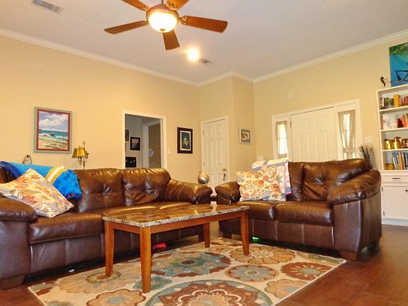 3rd image of 6053 Cambridge Drive