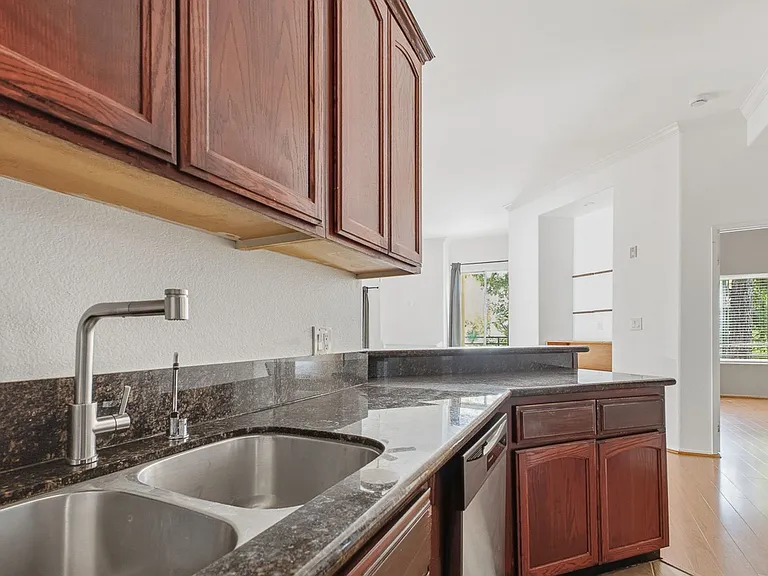 6140 Monterey Rd #408 — Photo 8