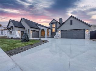 7260 N Firhill Pl, Eagle, ID 83616