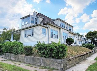 318 Summit St, Bridgeport, CT 06606