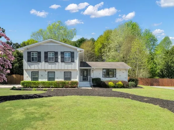 3769 Kinnard Dr, Doraville, GA 30360