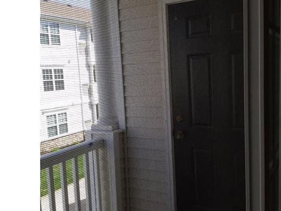3rd image of 108 Lionheart Ln #108
