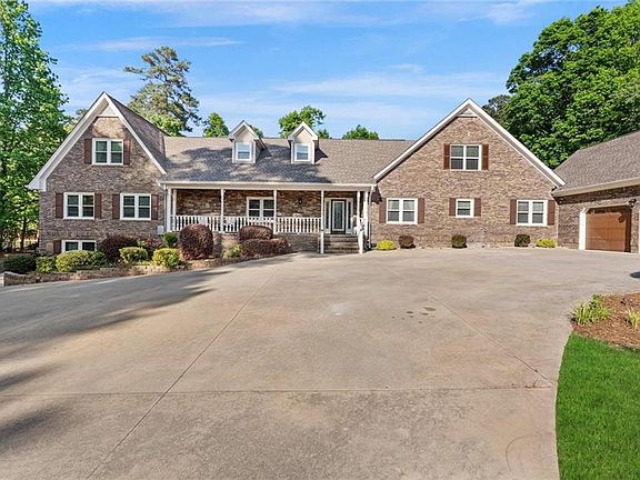 2nd image of 3451 Donegal Way
