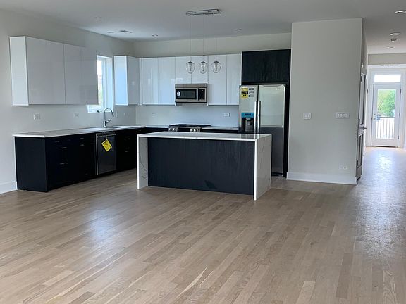 5th image of 1835 S Canalport Ave #3E