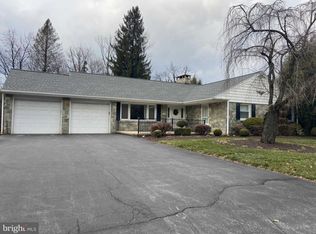 1435 Museum Rd, Reading, PA 19610