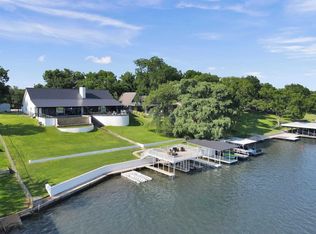 3120 River Oaks Drive, Kingsland, TX 78639