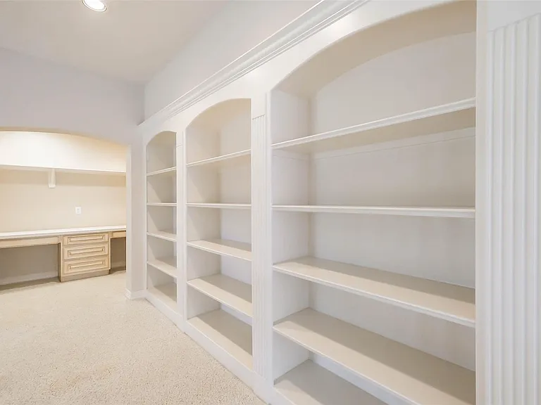 12411 Santiago Cove Ln — Photo 45