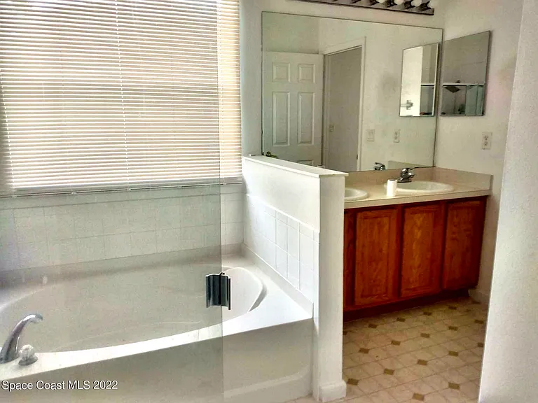 1387 Ginza Rd NW — Photo 11