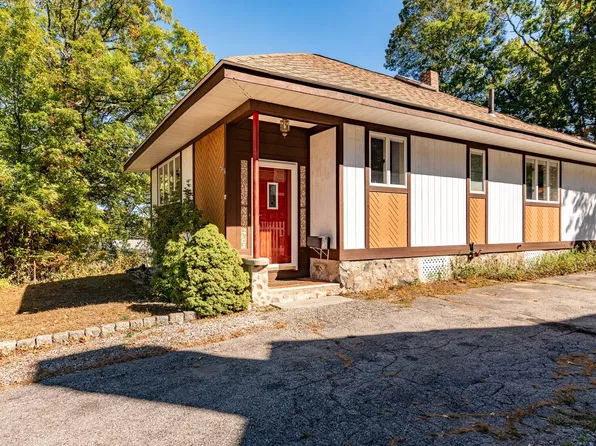22 Vernon St, Boston, MA 02136
