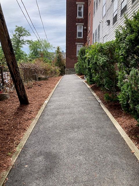 walkway from street