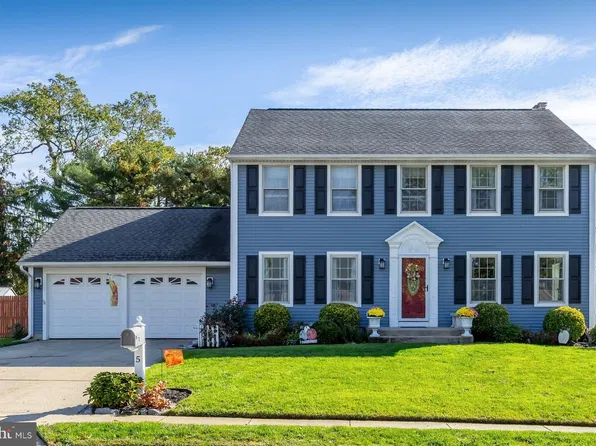 5 Buxton Ct, Mantua, NJ 08051