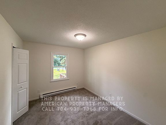5th image of 110 Eldon Ln