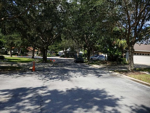 5th image of 1 Point Doral Ct