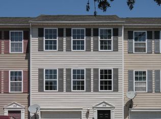 148 Topaz Ln, Inwood, WV 25428