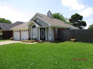 3300 Kingsford Pl, Bossier City, LA 71112