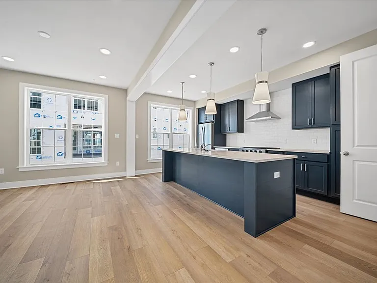 330 Highbridge Ln — Photo 8