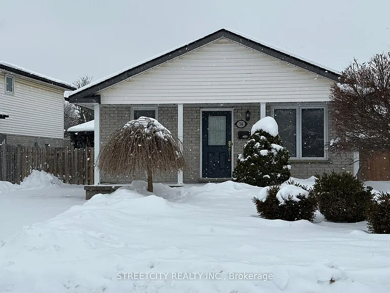 34 Glenroy Rd — Photo 1