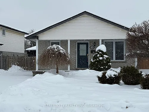 34 Glenroy Rd Photo 1