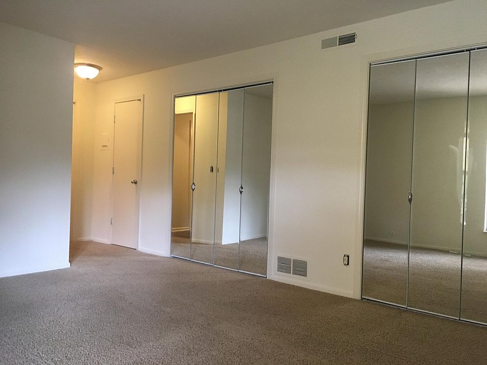 1st image of 9931 Walnut Dr APT 204