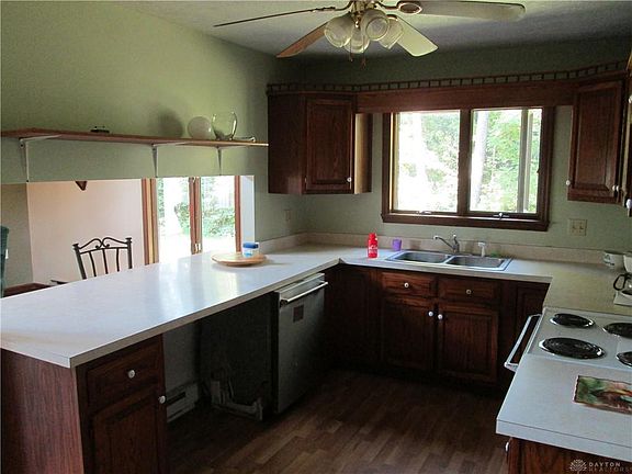 4th image of 1155 Stone Dr