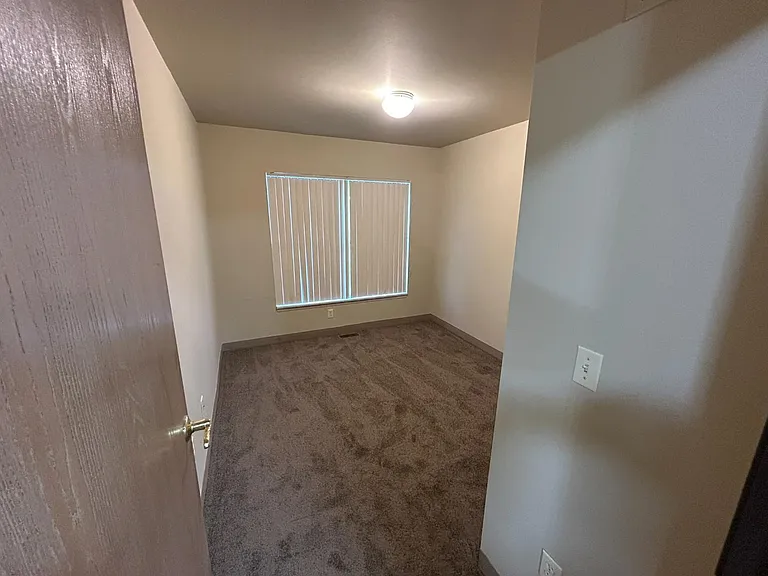 Unit Photo