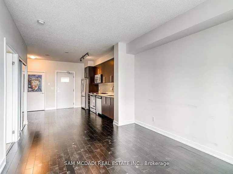 510 Curran Pl #1710 — Photo 8