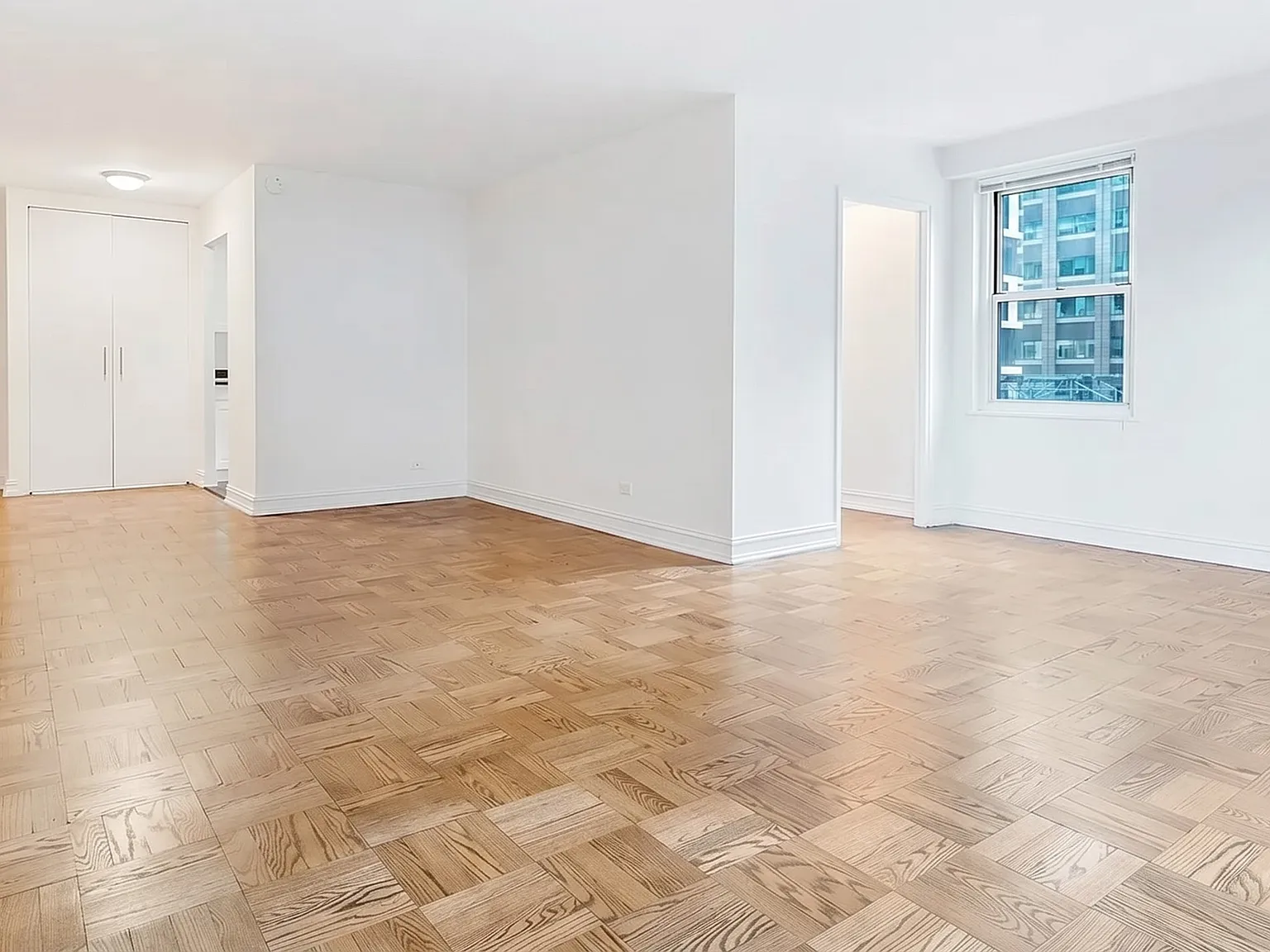 888 Eighth Avenue — Photo 3