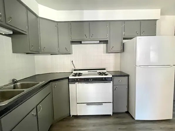 (undisclosed Address), Syracuse, NY 13208