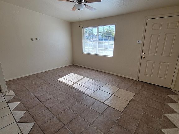 4th image of 1045 E Court Ave