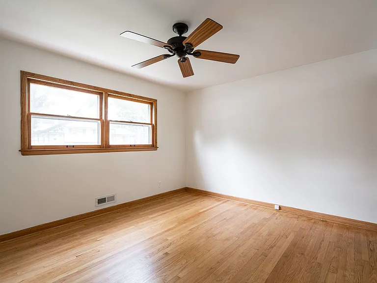 422 Gascoigne Dr — Photo 19