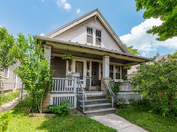 168 E Rosedale Ave, Milwaukee, WI 53207