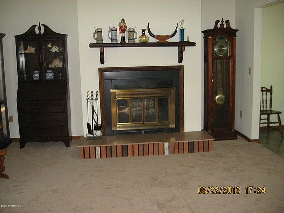 2nd image of 535 Dunkirk Pl
