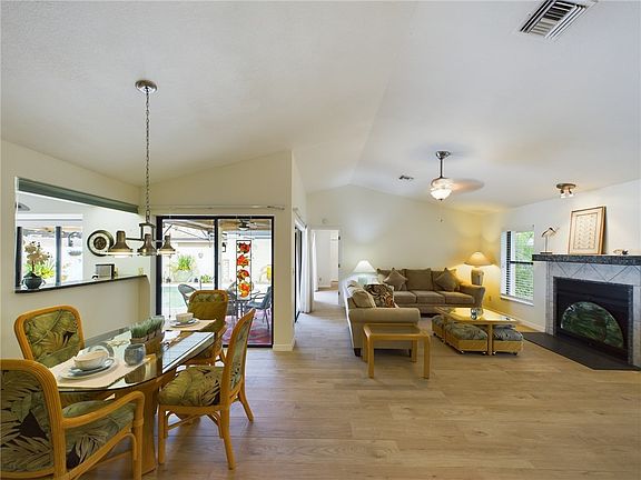 3rd image of 6203 S Mirror Lake Dr #6203