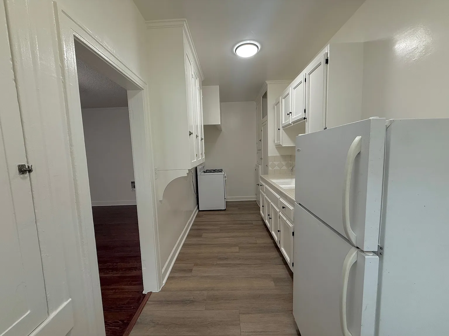 Studio, 450 sqft, $1,250 — Photo 4