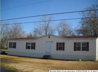 9542 Split Log Rd, Saint Amant, LA 70774