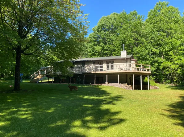 7002 Crab Lake Rd, Presque Isle, WI 54557