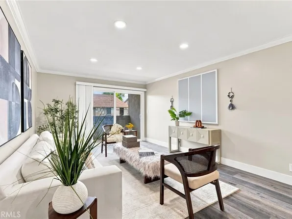 278 N Wilshire Ave #108
