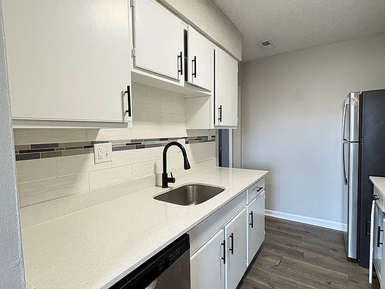 7420 Rockleigh Ave #A — Photo 23