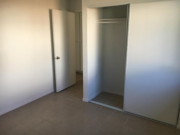 3rd image of 9046 A-b Fitzgerald Way